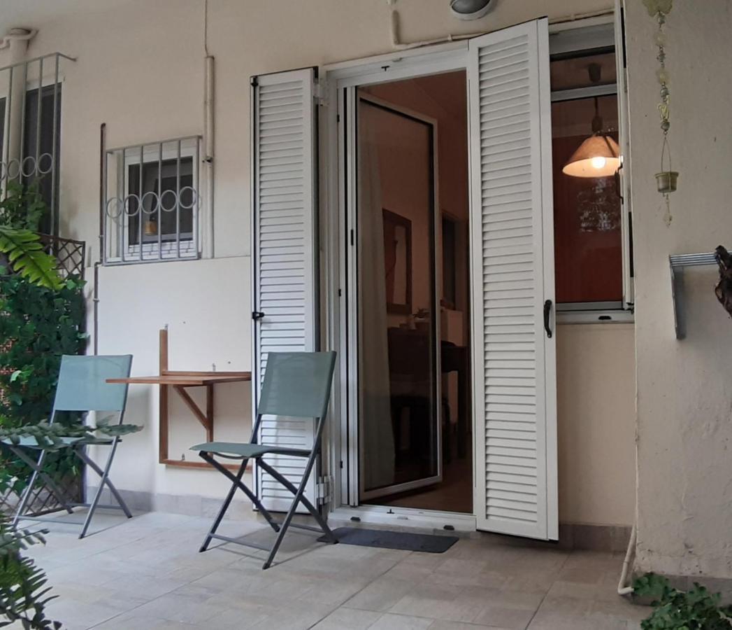 Cozy Studio 5Mins Walk From Acropolis Museum Athens Exterior photo